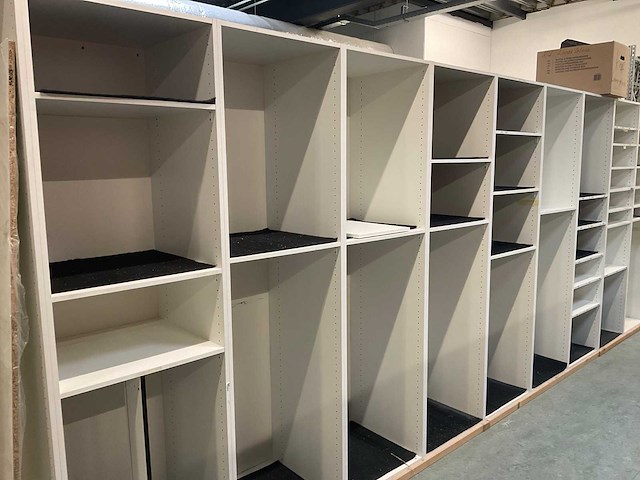 Kvik - kastenwand 780x56x224 cm - afbeelding 3 van  5