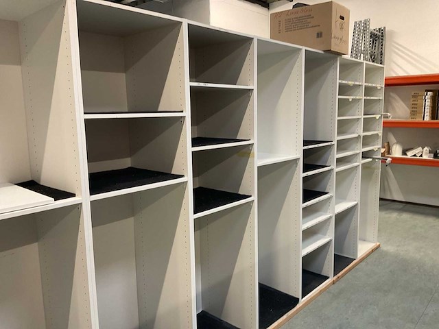 Kvik - kastenwand 780x56x224 cm - afbeelding 4 van  5