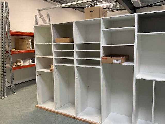 Kvik - kastenwand 780x56x224 cm - afbeelding 5 van  6