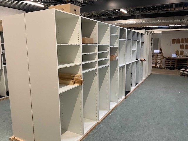 Kvik - kastenwand 780x56x224 cm - afbeelding 6 van  6