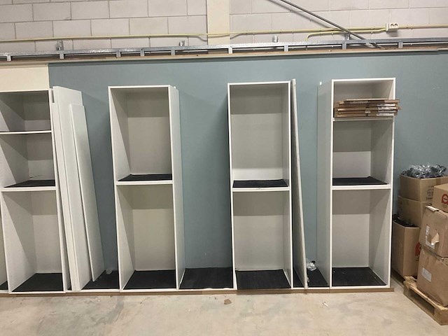 Kvik - kastenwand 790x58x205 cm - afbeelding 2 van  4