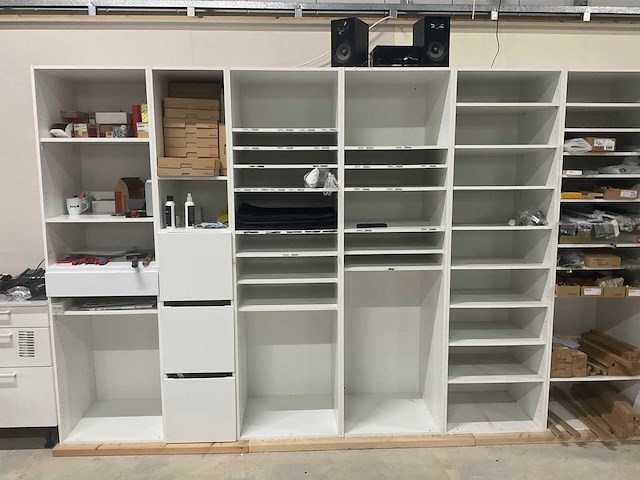 Kvik - kastenwand 790x58x205 cm - afbeelding 4 van  4