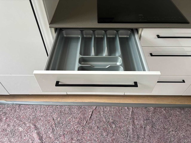 Kvik - keuken met apparatuur - afbeelding 8 van  31