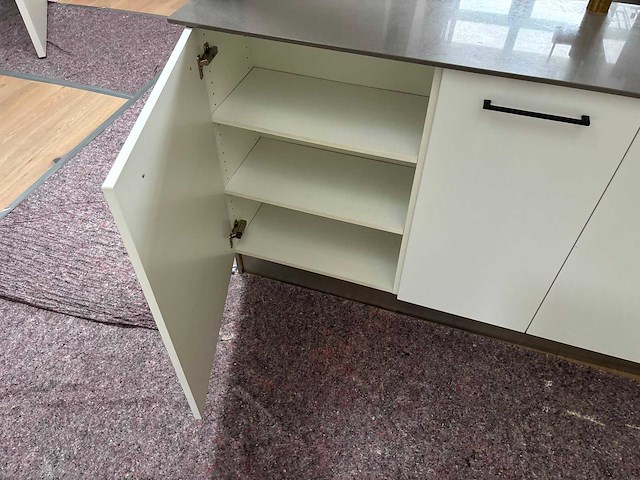 Kvik - keuken met apparatuur - afbeelding 18 van  31