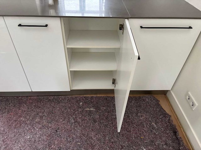 Kvik - keuken met apparatuur - afbeelding 21 van  31