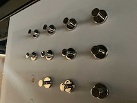 Kvik - partij badkamer accessoires - afbeelding 11 van  12