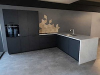 Kvik - showroomkeuken - afbeelding 1 van  27