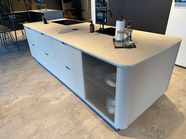 Kvik - showroomkeuken - afbeelding 34 van  40