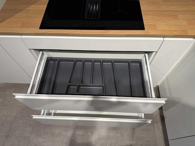 Kvik - showroomkeuken - afbeelding 10 van  27