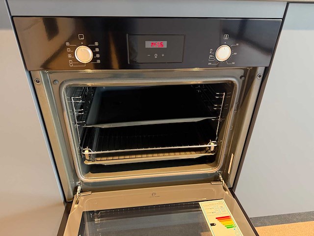 Kvik - showroomkeuken - afbeelding 16 van  24