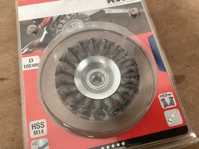 Kwb komstaalborstel 100mm, m14 draad (19x) - afbeelding 3 van  4