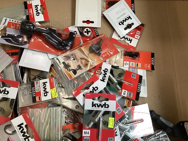 Kwb mix kavel diverse gereedschappen en accessoires (198x) - afbeelding 2 van  6