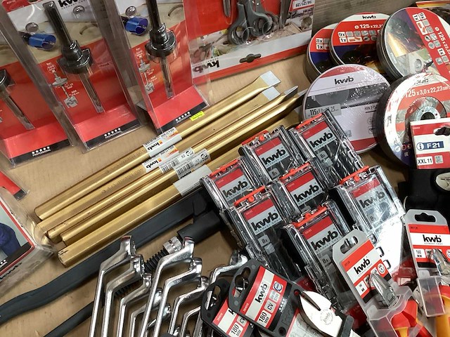 Kwb mix kavel diverse gereedschappen en accessoires (65x) - afbeelding 7 van  7