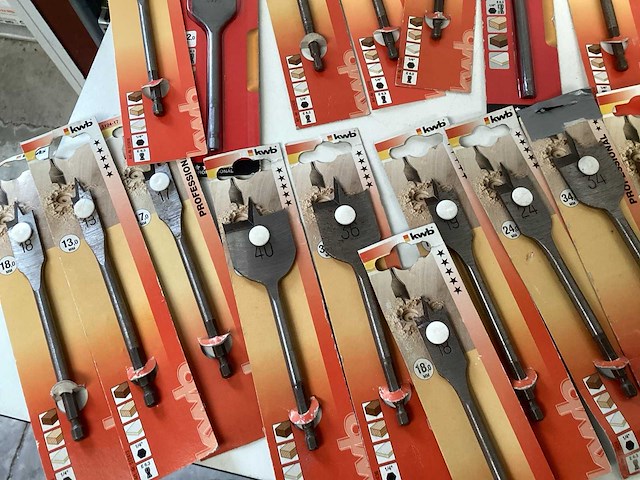 Kwb professional houtboren en partij schuurpapier. - afbeelding 4 van  9