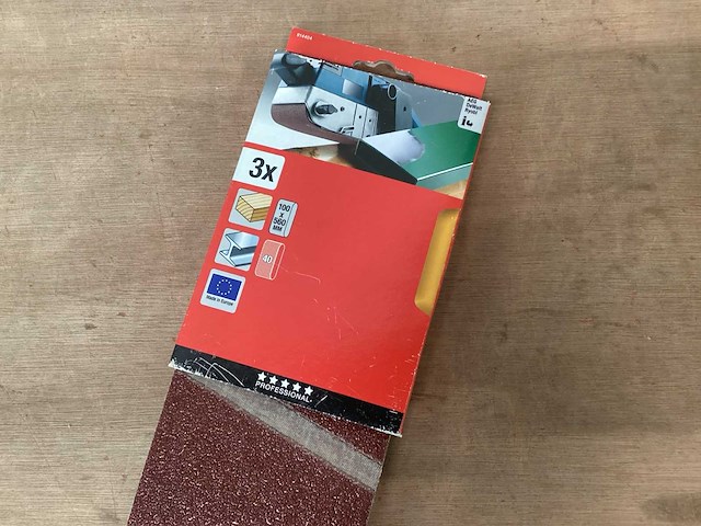 Kwb schuurbanden 100x560, 3 pack (18x) - afbeelding 1 van  3