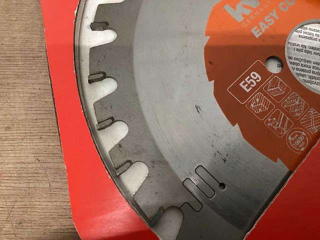 Kwb zaagblad 180x30, 30 tanden (7x) - afbeelding 3 van  3