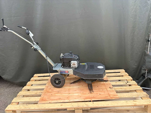 Kwern greenbuster home 550 onkruidborstel - afbeelding 1 van  2