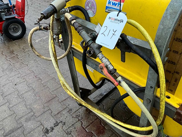 Kwh veldspuit - afbeelding 7 van  10