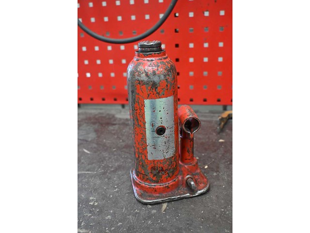 Kyb hydraulische potkrik - afbeelding 2 van  2