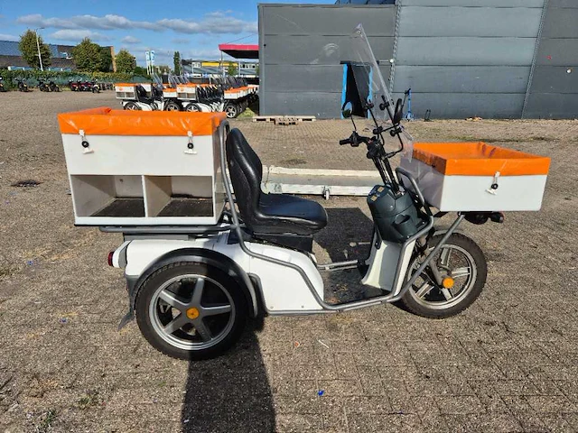 Kyburz - kyburz dxp - dxp - e-scooter - afbeelding 1 van  7