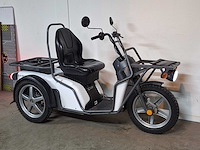 Kyburz dxp 5.0 45km elektrische bezorgscooter 3 wieler bezorgbromfiets - afbeelding 5 van  9