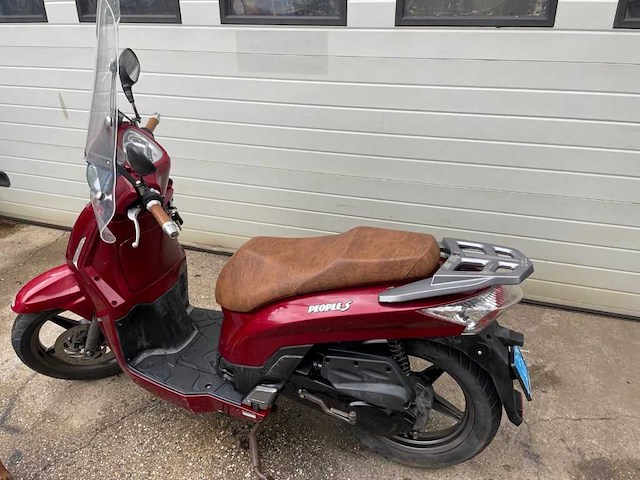 Kymco - agility - snorscooters - afbeelding 5 van  8