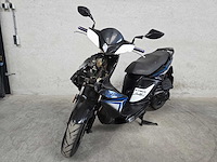 Kymco - brom scooter - super 8 - 4t 45km uitvoering brommer dgn57h - afbeelding 7 van  10