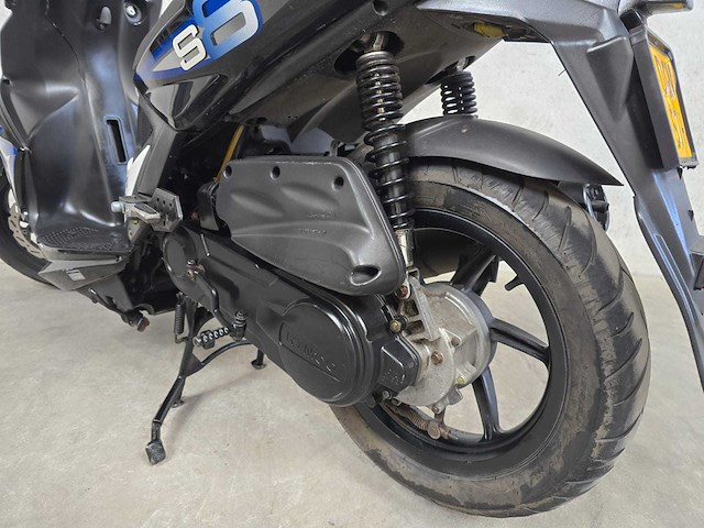 Kymco - brom scooter - super 8 - 4t 45km uitvoering brommer dgn57h - afbeelding 1 van  8