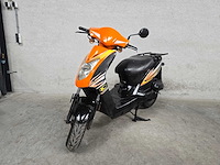 Kymco - bromscooter - agility - 4t 45km uitvoering fb836v - afbeelding 2 van  6