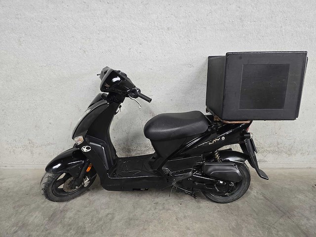 Kymco - bromscooter - agility - 4t 45km uitvoering fgz77t - afbeelding 1 van  7