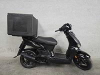 Kymco - bromscooter - agility - 4t 45km uitvoering fgz77t - afbeelding 1 van  3