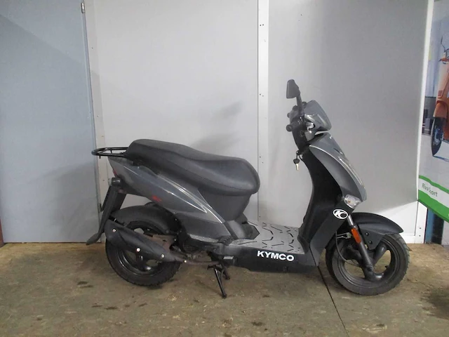 Kymco - bromscooter - agility - scooter - afbeelding 8 van  11