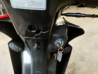 Kymco - bromscooter - agility 10" - f-755-rn - afbeelding 5 van  7