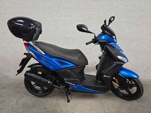 Kymco - bromscooter - agility 16+ - 4t 45km uitvoering drn22l - afbeelding 2 van  7