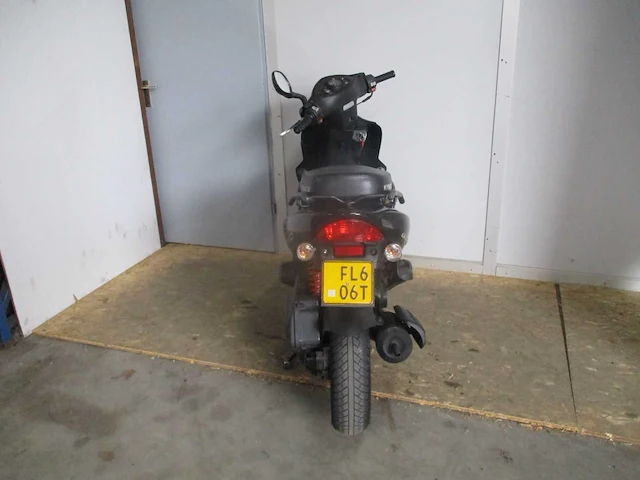 Kymco - bromscooter - agility 50 - scooter - afbeelding 10 van  11