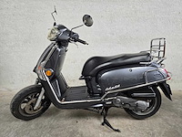 Kymco - bromscooter - like - 4t 45km uitvoering f181jx - afbeelding 1 van  8
