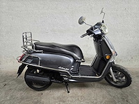 Kymco - bromscooter - like - 4t 45km uitvoering f181jx - afbeelding 2 van  8