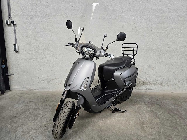 Kymco - bromscooter - like - 4t 45km uitvoering fjp48l - afbeelding 1 van  8