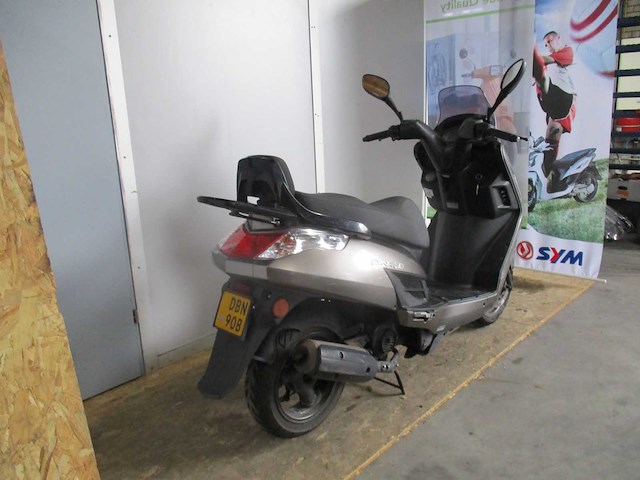Kymco - bromscooter - new dink - scooter - afbeelding 9 van  11