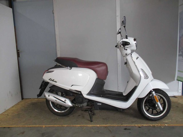 Kymco - bromscooter - new like - scooter - afbeelding 8 van  11