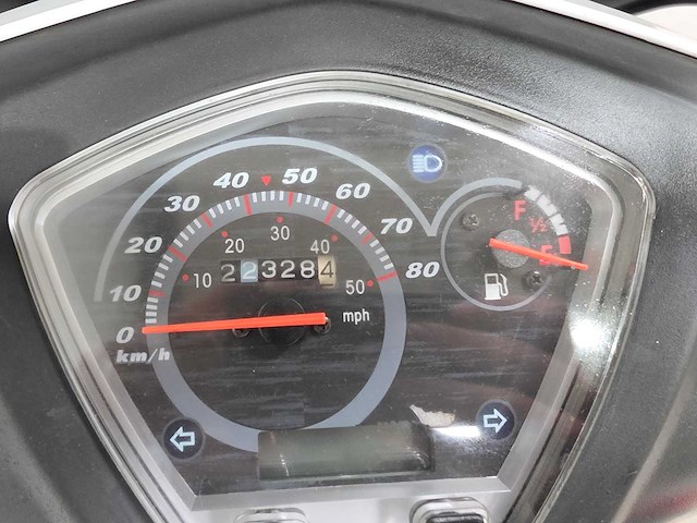 Kymco - bromscooter - super 8 - 4t 45km uitvoering brommer d448vz - afbeelding 7 van  8