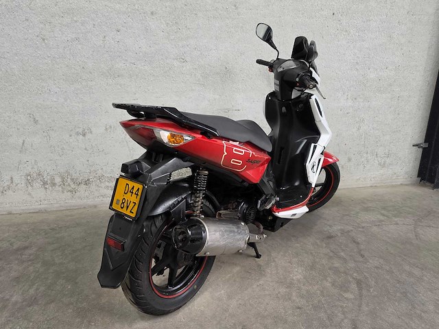 Kymco - bromscooter - super 8 - 4t 45km uitvoering brommer d448vz - afbeelding 7 van  8