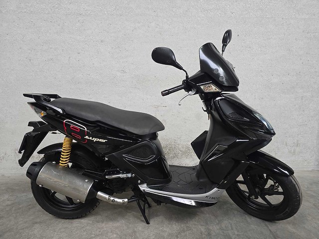 Kymco - bromscooter - super 8 - 4t 45km uitvoering d511bt - afbeelding 2 van  7