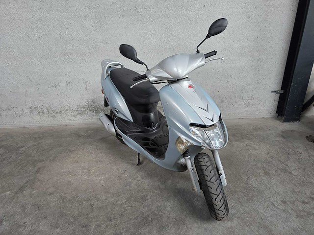Kymco - bromscooter - vitality - 2t 45km uitvoering d664bj - afbeelding 5 van  7