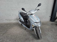Kymco - bromscooter - vitality - 2t 45km uitvoering d664bj - afbeelding 5 van  7
