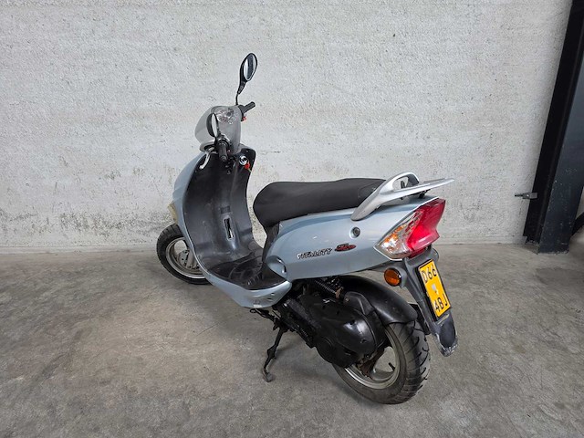 Kymco - bromscooter - vitality - 2t 45km uitvoering d664bj - afbeelding 3 van  7