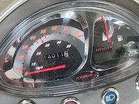 Kymco - bromscooter - vitality - 2t 45km uitvoering d664bj - afbeelding 4 van  7