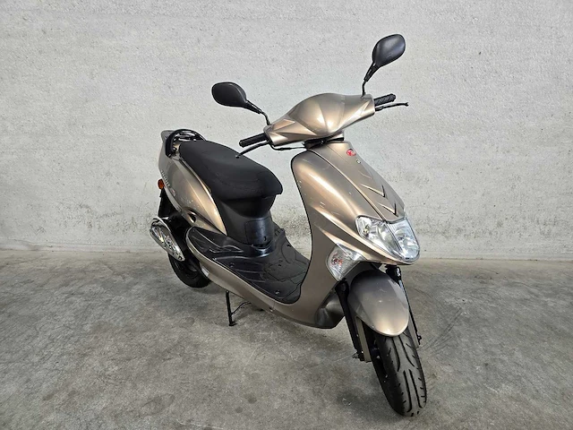 Kymco - bromscooter - vitality - 45km uitvoering f538jg - afbeelding 4 van  7