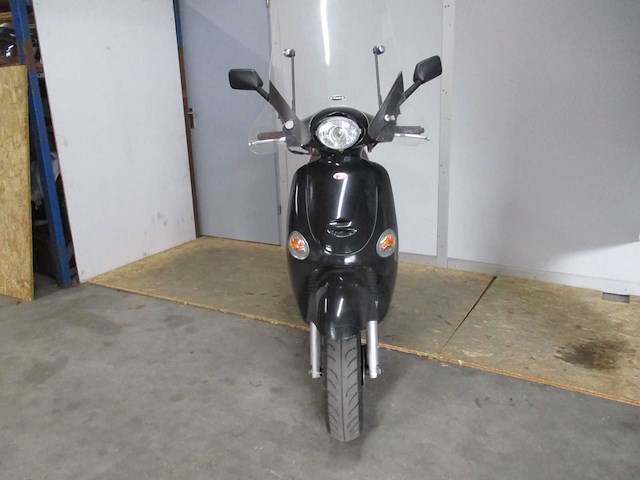 Kymco - bromscooter - yup 50 2 takt - scooter - afbeelding 5 van  11