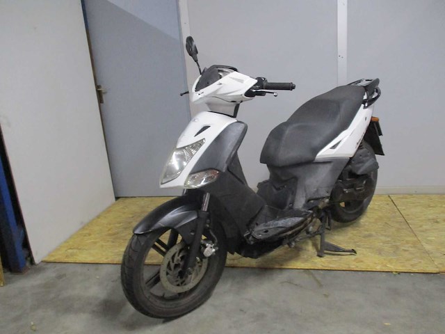 Kymco - schade bromscooter - agility 16 - scooter - afbeelding 3 van  10